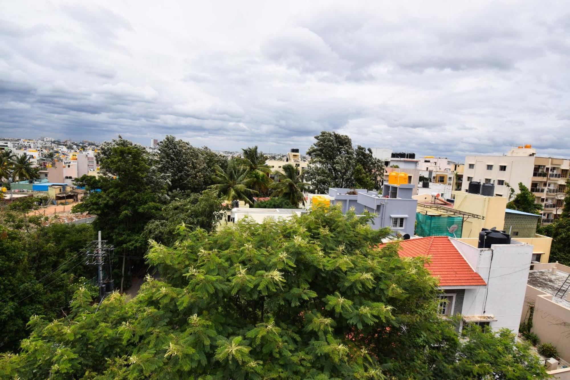 Staymazing-1,2 & 3 Bhk Ac Apartments In Hebbal-5Mins To Manyata-30Mins To Airport Bengaluru Kültér fotó